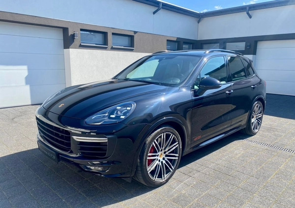Porsche Cayenne cena 215200 przebieg: 166000, rok produkcji 2015 z Łódź małe 781